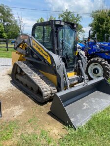 Pre-Owned New Holland C232 compact track loader