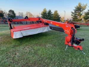 Pre-Owned Kuhn FC3160TLR Mower Conditioner